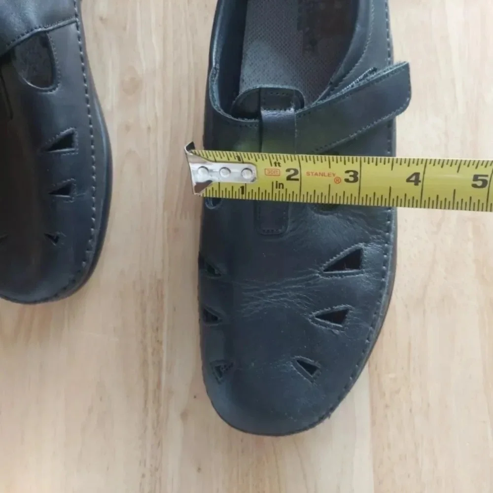 SAS Roamer Women's Size 11/12 black leather Mary Jane Loafers Tripad comfort